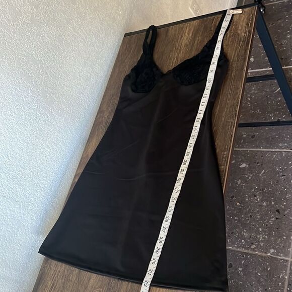 Elegant Short Dress Square Neck Lace Trim Bodycon Sleeveless Black Dress - Picture 7 of 11